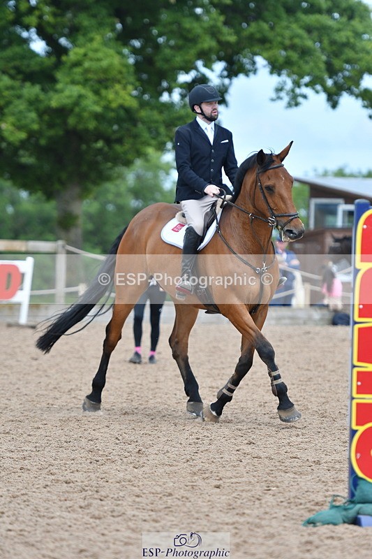 240609A-112231-04532 - Cls 17 Snr 1.05m Open