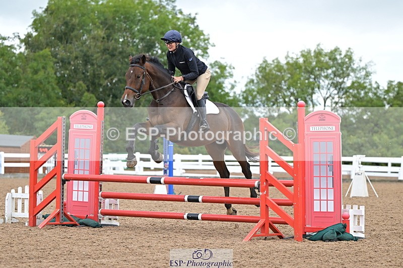 240925A-105835-00168 - Cls 1 British Novice and 90cm Open