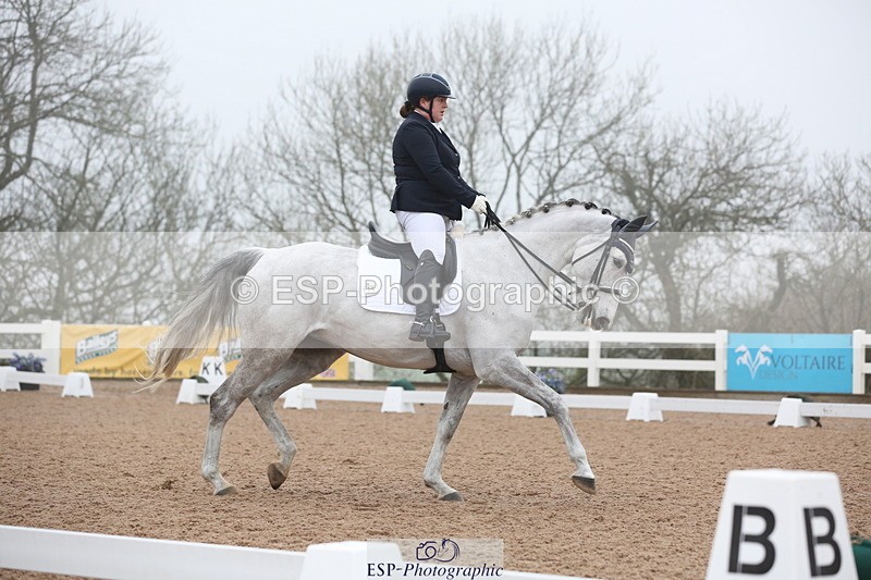 240217A-100510-00916 - 179-Sophie.Gregory-Lady.Lucydale