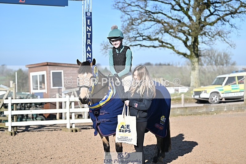 250301-100631-00175 - 70cm