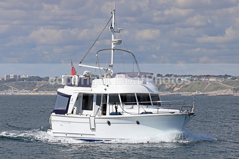 170902 FREYA - BENETEAU SWIFT 34 1Y3A9175 - Flybridge Cruisers