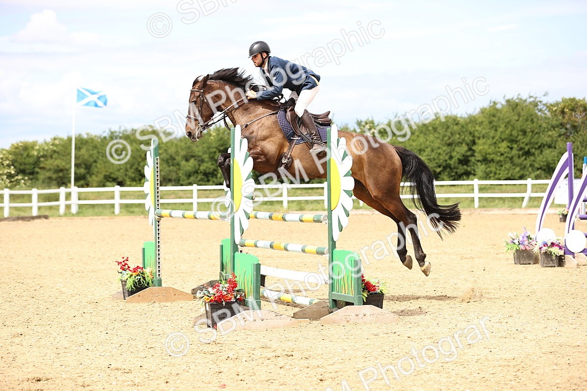 SBM_007854 - Class 19 - Senior Newcomers - 1.10m