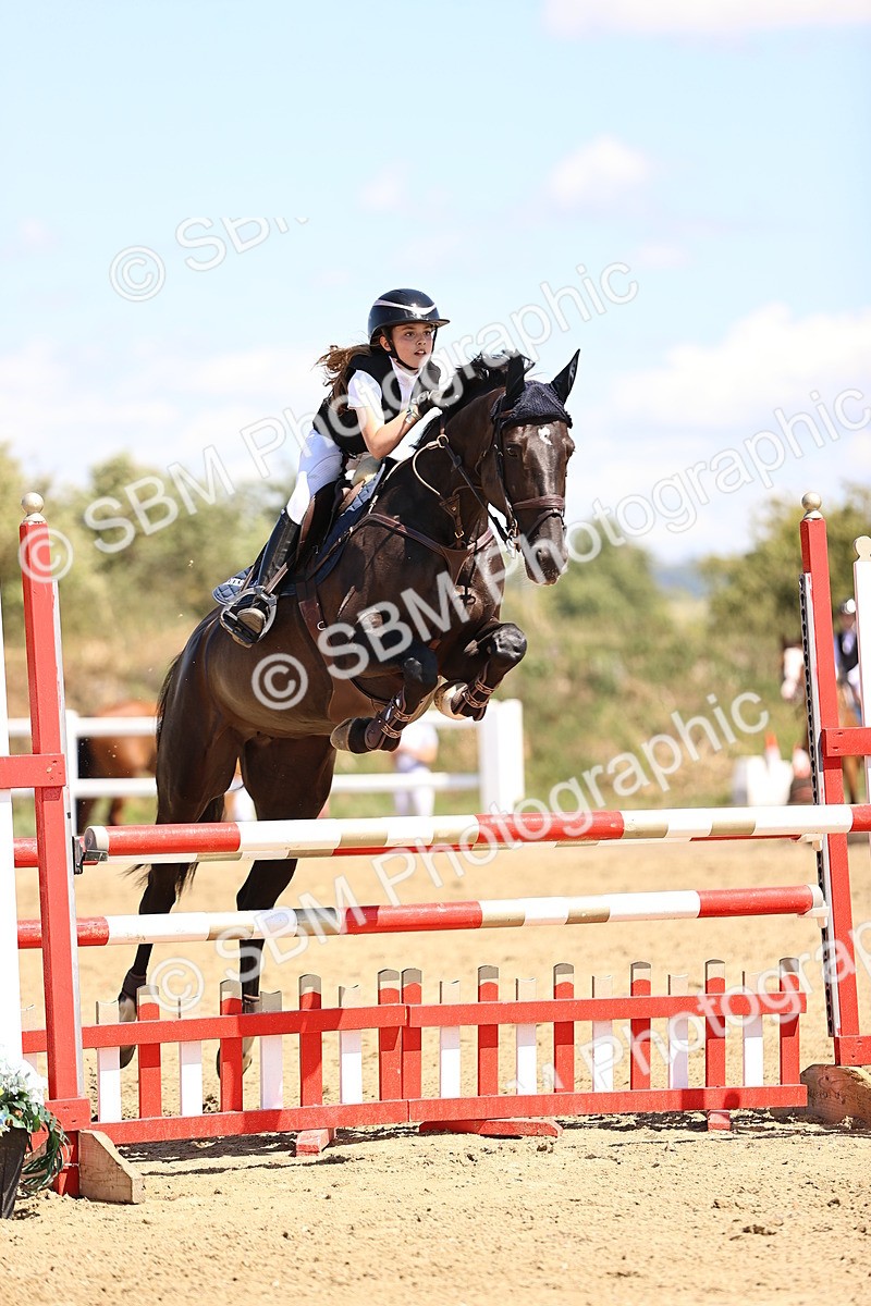 SBM_014906 - Class 15 - Senior Newcomers - 1.10m Open