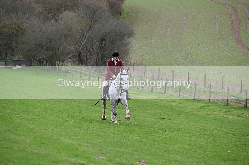 WJ6_9042 - Line Three