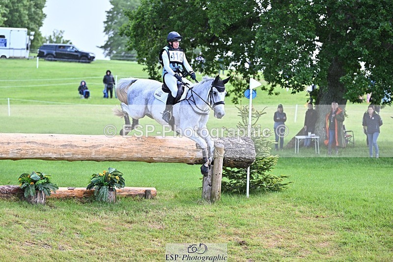 240526-111043-20403 - 416-CRISTAL_FONTAINE-Kitty_King