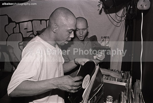 20 - Friends-&-Family @ the-roadhouse 16.03.02