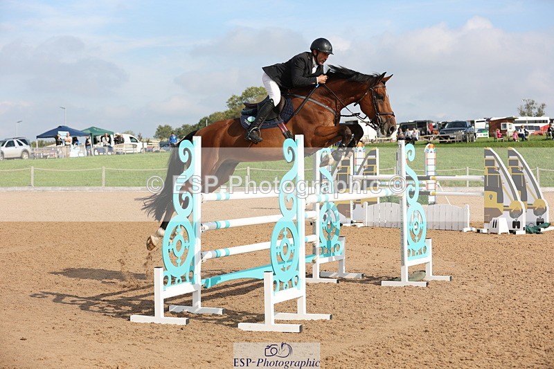 230915A-104400-01518 - Cls 2 Snr Foxhunter