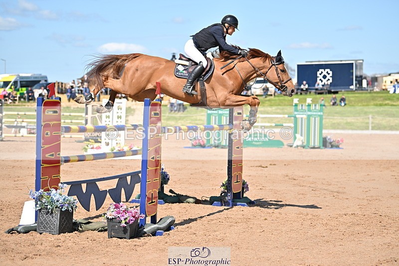 240420A-140501-11601 - Cls 7, 2 Star Medium Tour 1.35m