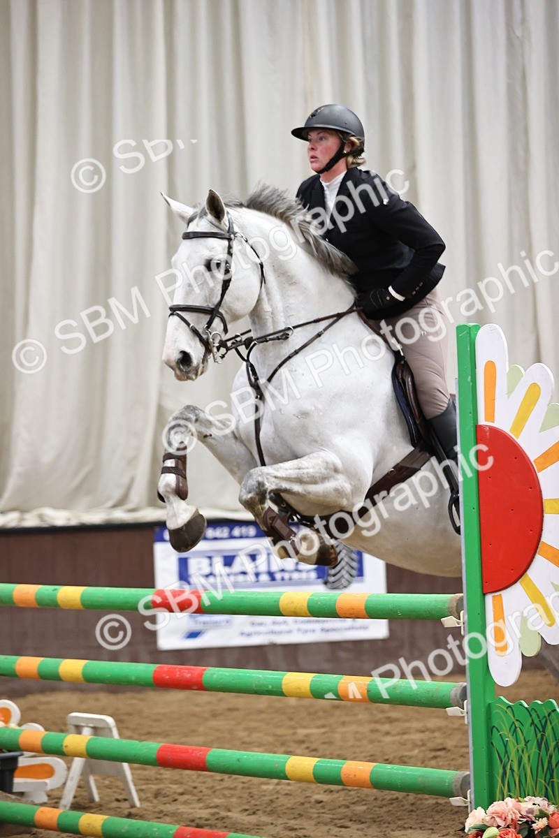 SBM_005968 - Class 16 - Senior Newcomers - 1.10m Open