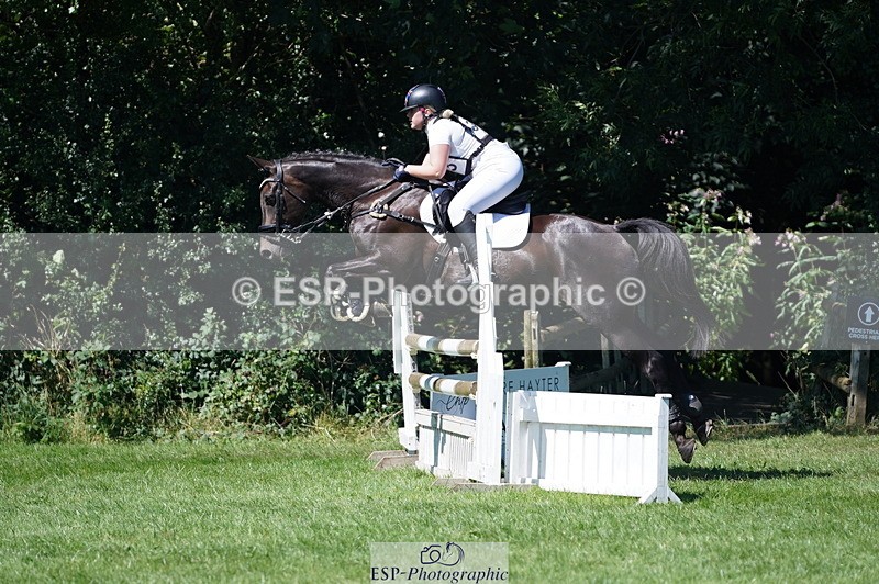 240811A-145944-04935 - 303-