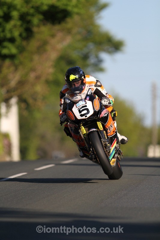 IMG_4956 - Thursday Practice  TT 2013