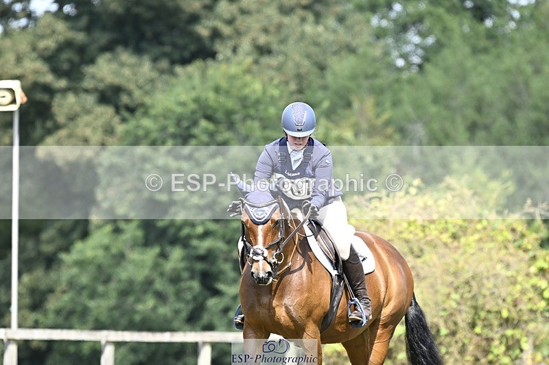 250822A-120223-22533 - DR 11.00 to 12.00