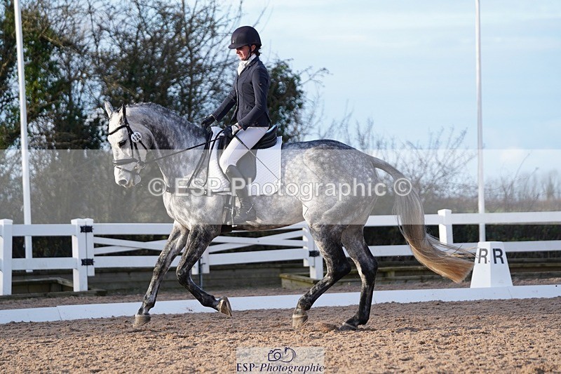 241214-152018-02149 - 128-Jess.Elliott-MGH.Cassira