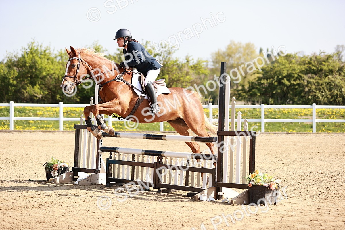  - Class 21 - Senior British Novice - 90cm