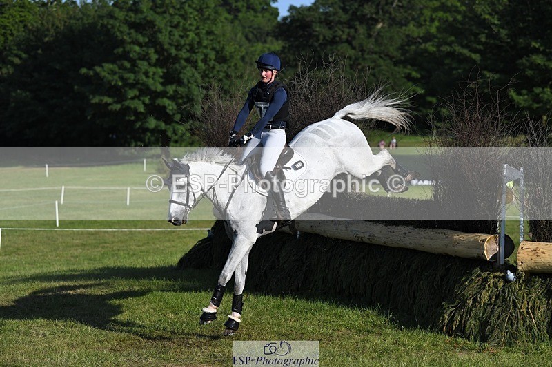 230527-181037-14080 - 172-VELOUMANI_TESS_LY-Aliene_Ruyter-XC