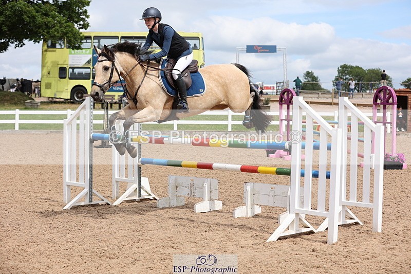 240630A-153016-14760 - Cls 33 Foxhunter and 1.10m Open