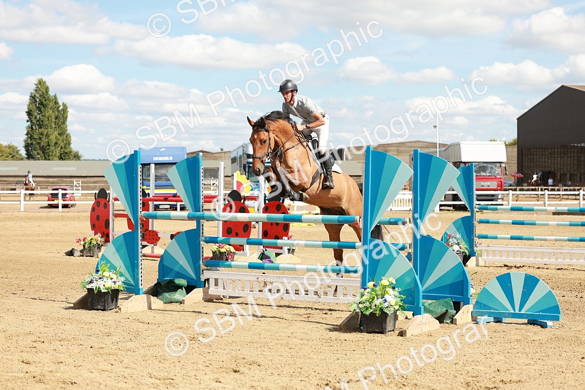SBM_020464 - Class 23 - Senior Foxhunter - 1.20m