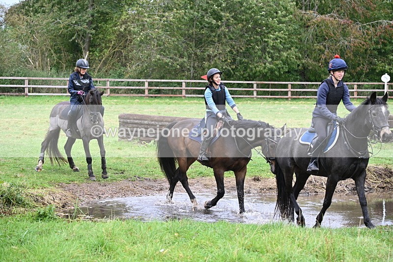 WJ6_3123 - Time at Photographer 11:01 to 11:20