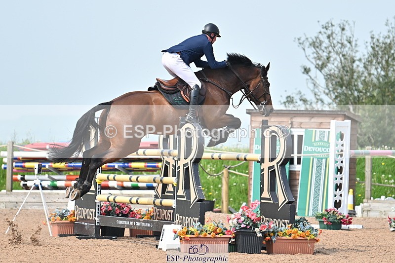 240512A-103210-17294 - Cls 48 National 1.30m Open