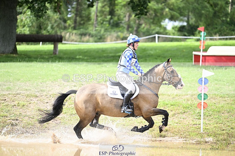 240804-164303-18064 - 622-Elishia_Stevenson-BOOLAGH_ORLANDO