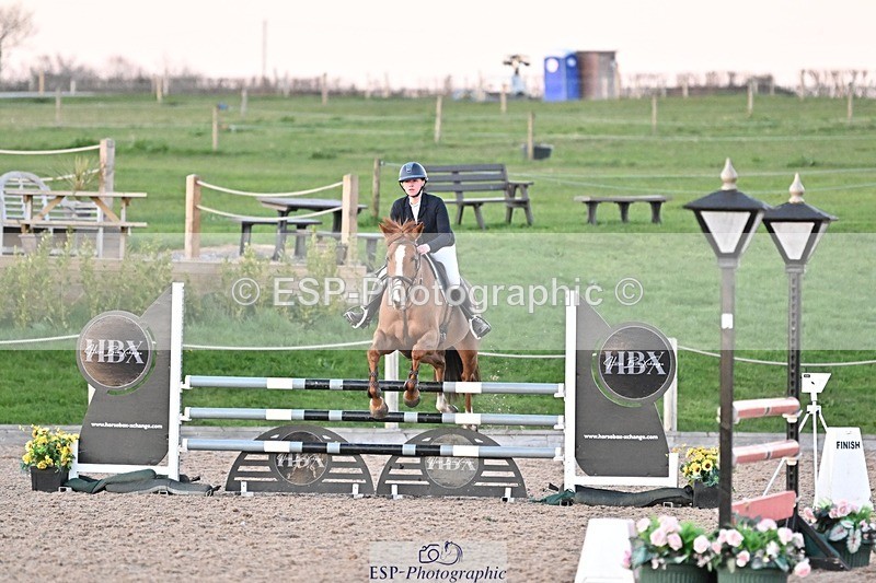 250401-193906-01085 - 100cm Cl;asses