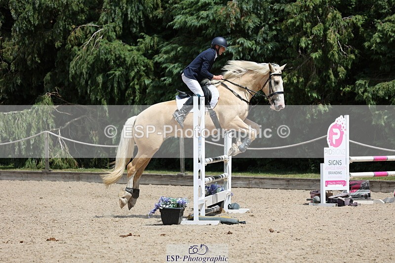 250703A-133717-04973 - Cls 8 95cm Amateur Qualifier