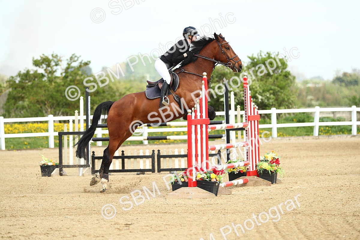 SBM_001249 - Class 5 - Senior Foxhunter 1.20m