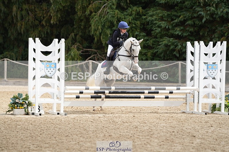 250824A-121117-35859 - 2013-Freya.Irish-Feeney