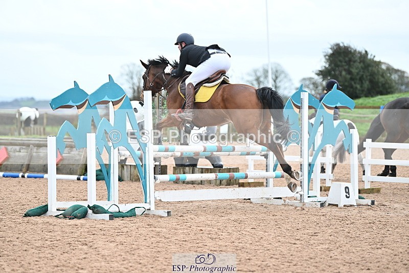 231203A-110526-00726 - Cls 16+17 Club and Schools 80cm