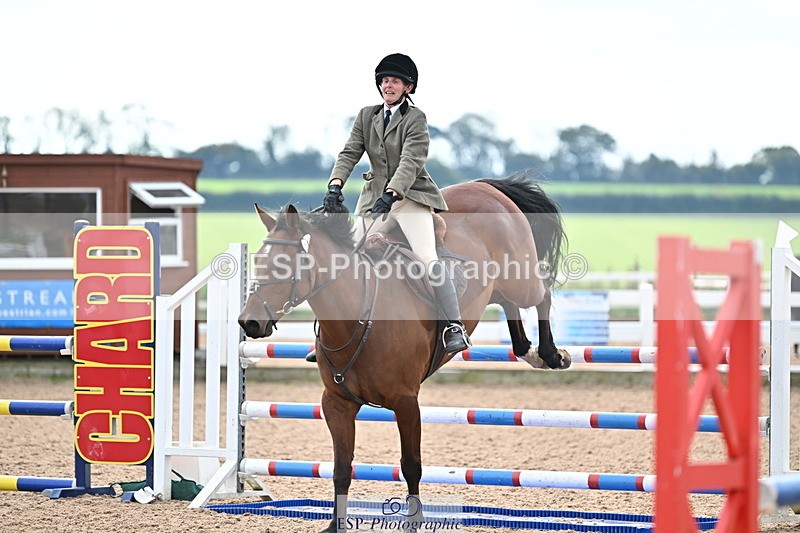 241004A-122619-01826 - Fri 09 95cm Amateur Quals