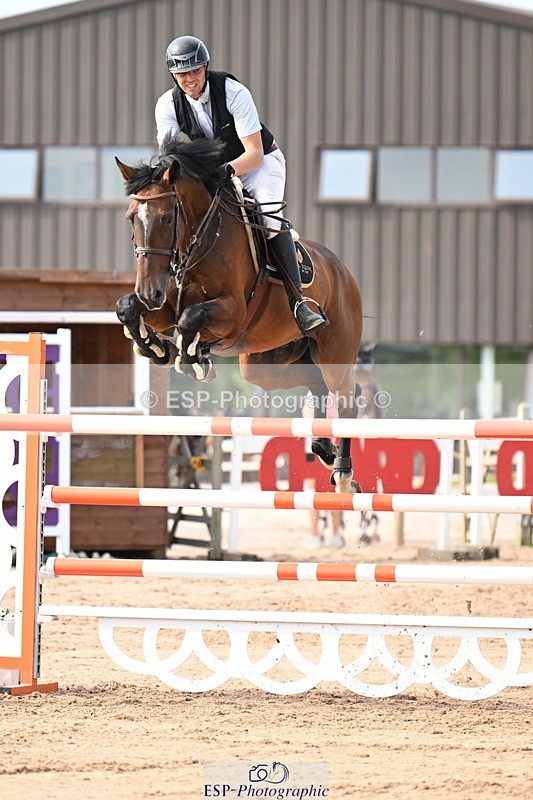 240801A-165349-02709 - Cls 6 National 1.40m Open