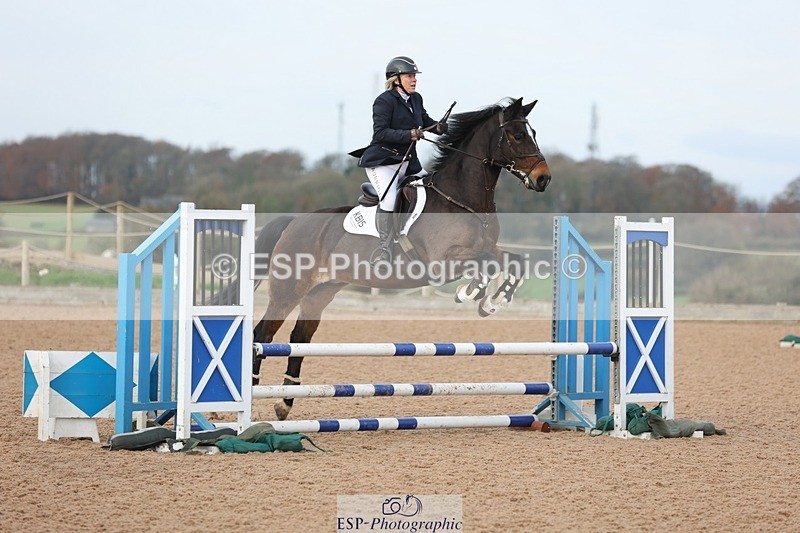 241117X-092622-03346 - Cls 25&26s 70cm