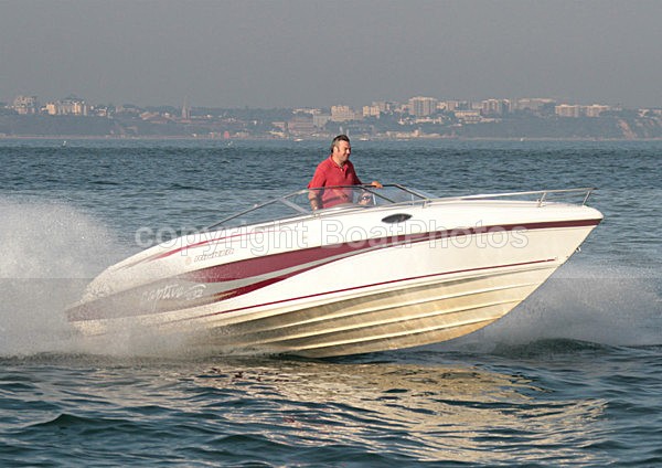 111001 RINKER CAPTIVA IMG_2450 - Speedboats