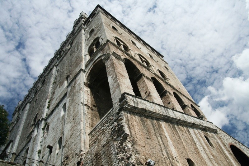 Palazzo dei Consoli - Ruins and Not So Ruined