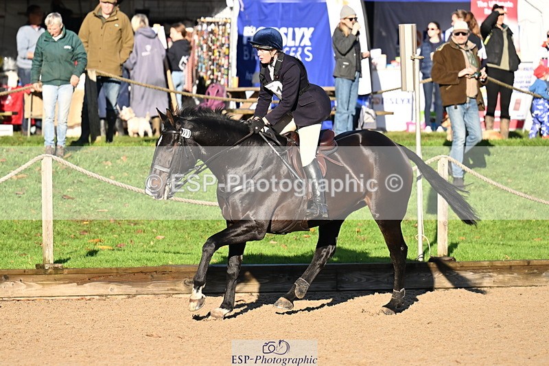 251024A-094944-06245 - B-111-Polly.Walker