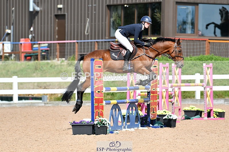 240913A-143207-04744 - Cls 24 1.05m Amateur Qualifier