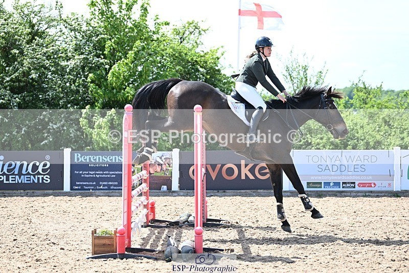 260507-134218-03612 - Cls 9 1.05m Amateur Qualifier
