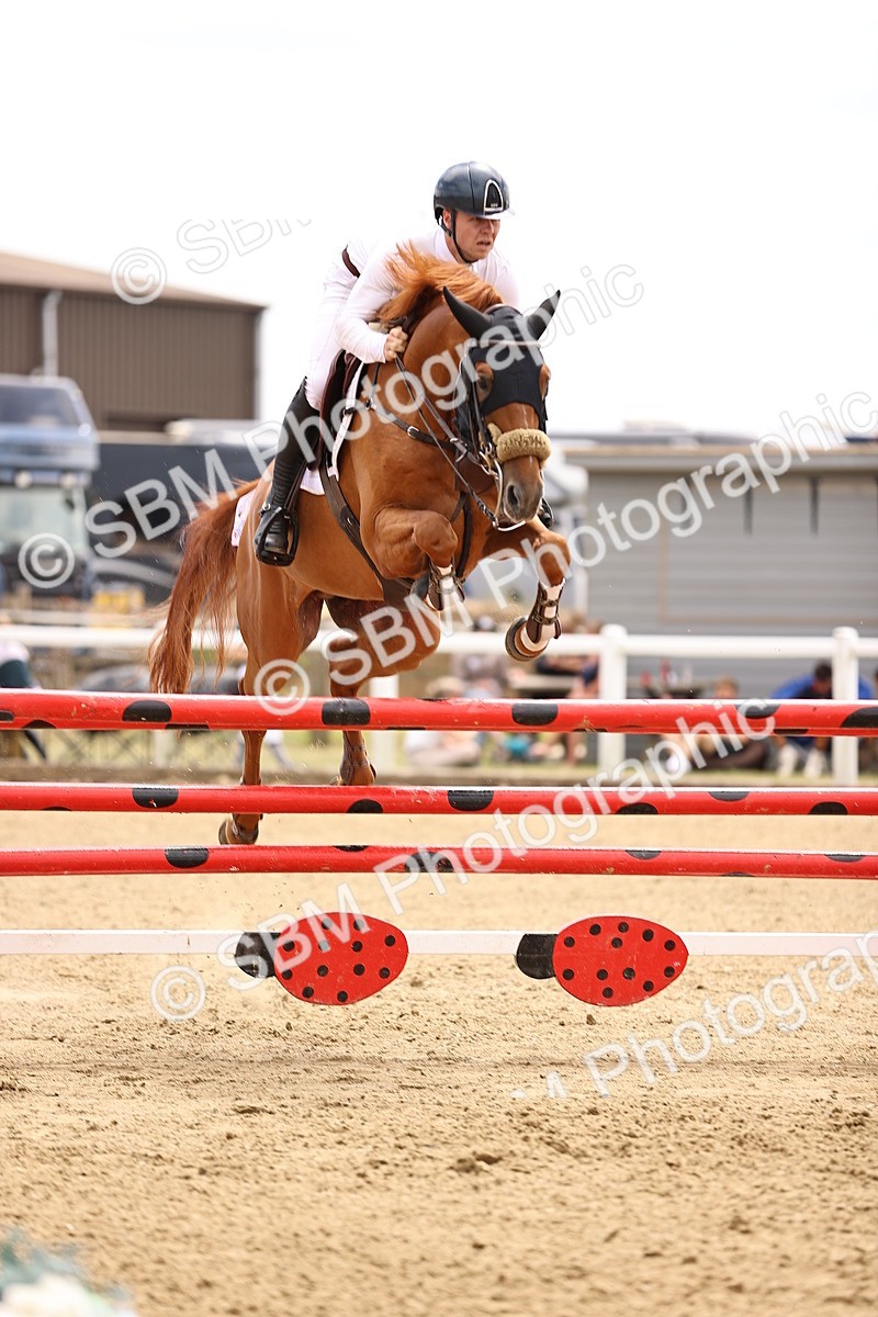 SBM_010658 - Class 9 - Senior Foxhunter - 1.20m Open