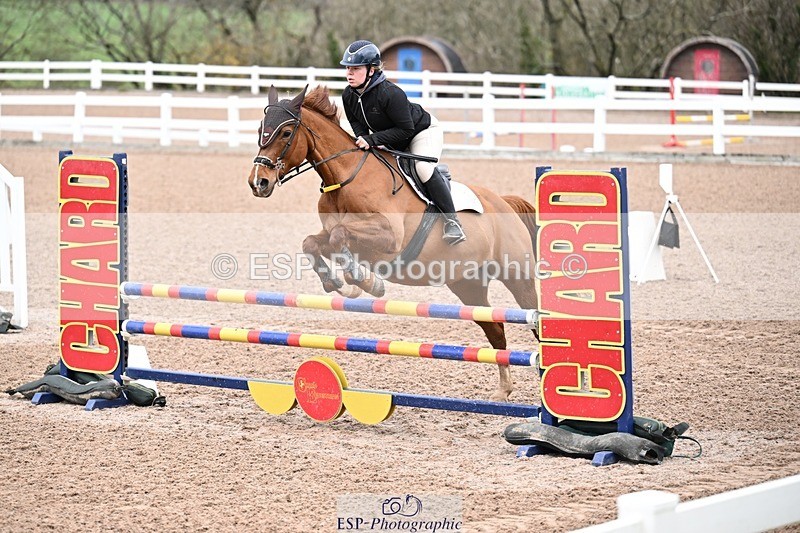 251205-100835-00144 - Cls 2 Snr British Novice and 90cm