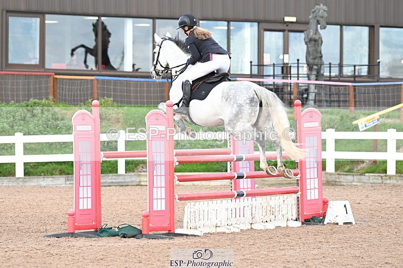 241023A-152913-01205 - Cls 5 Foxhunter and 1.20m Open