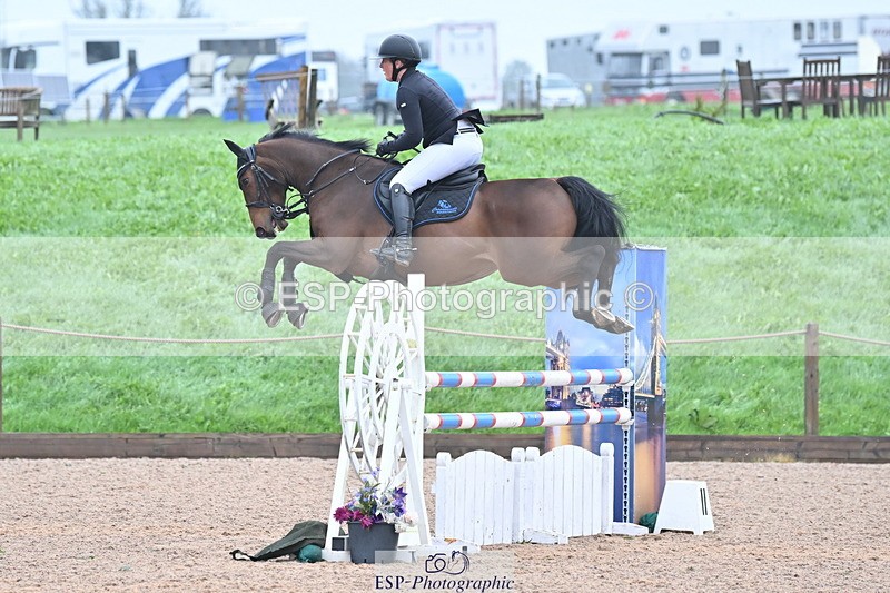 231013A-095039-01038 - Cls 7 Discovery & 1m Open