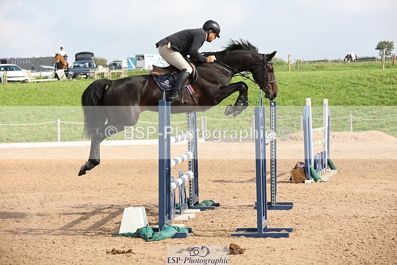 230915A-111502-01687 - Cls 2 Snr Foxhunter