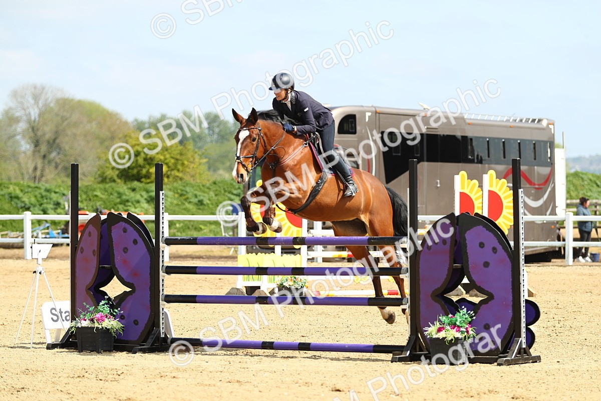 SBM_001320 - Class 5 - Senior Foxhunter 1.20m
