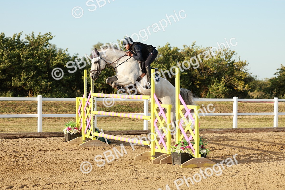 SBM_009099 - Class 6 - National 1.30m 1.40m Open Handicap