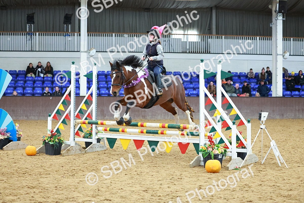 SBM_002857 - Class 4 - Pairs