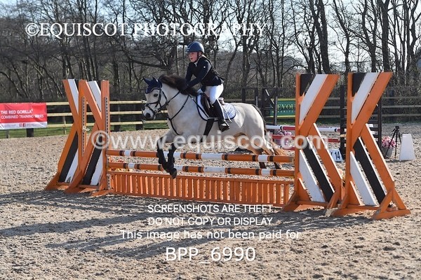 BPP_6990 - CLASS 17 SUN Stepping Stones 128/ 138cms Handicap