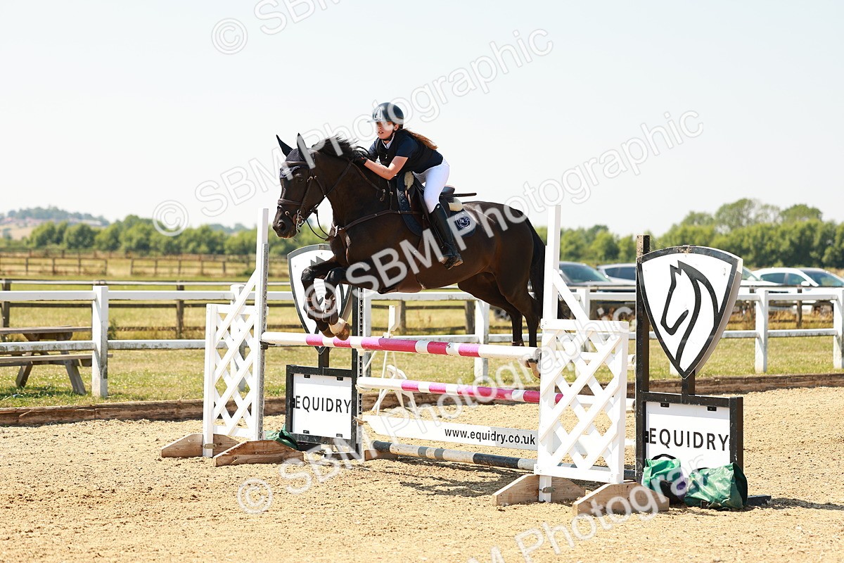 SBM_001349 - Class 4 - Senior Newcomers - 1.10m