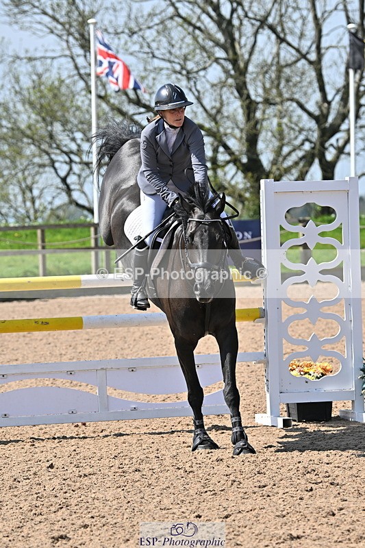 240509A-111756-01103 - Cls 9 Snr 1.20m Open