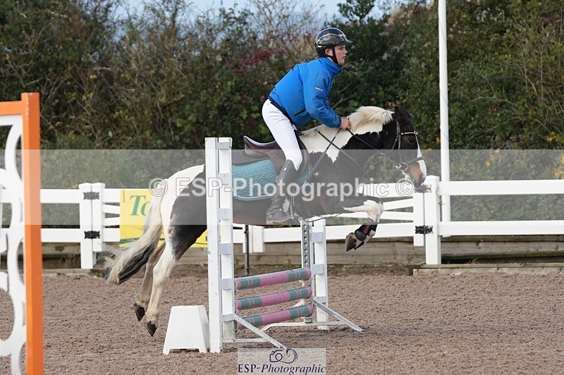 251025-104018-00098 - Chard 25th & 26th Oct BS Juniors/COH/Club/schools unaffiliated showjumping