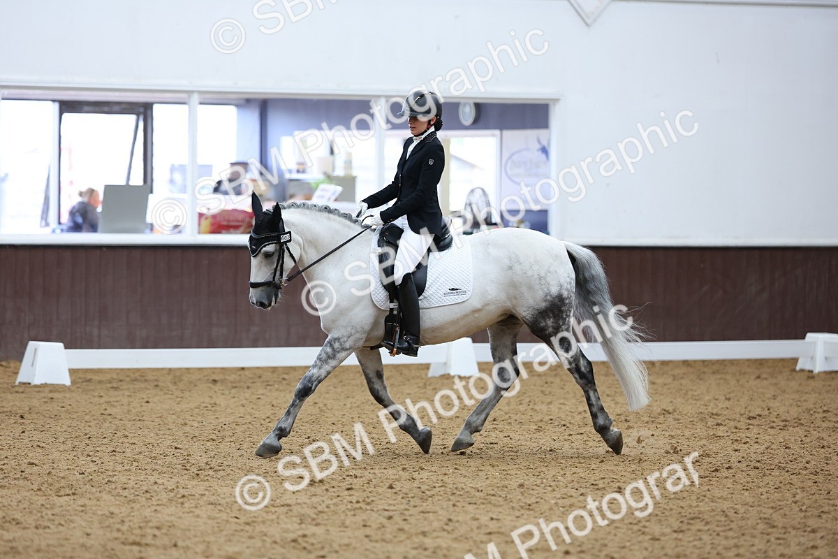 SBM_016497 - Class 16 - Novice FSM - 11.50-12.38